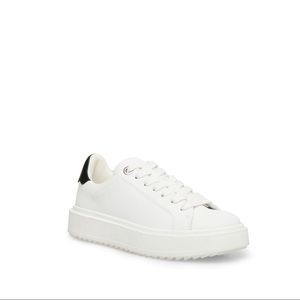 STEVE MADDEN Charlie Catcher White Platform Sneaker Size 9